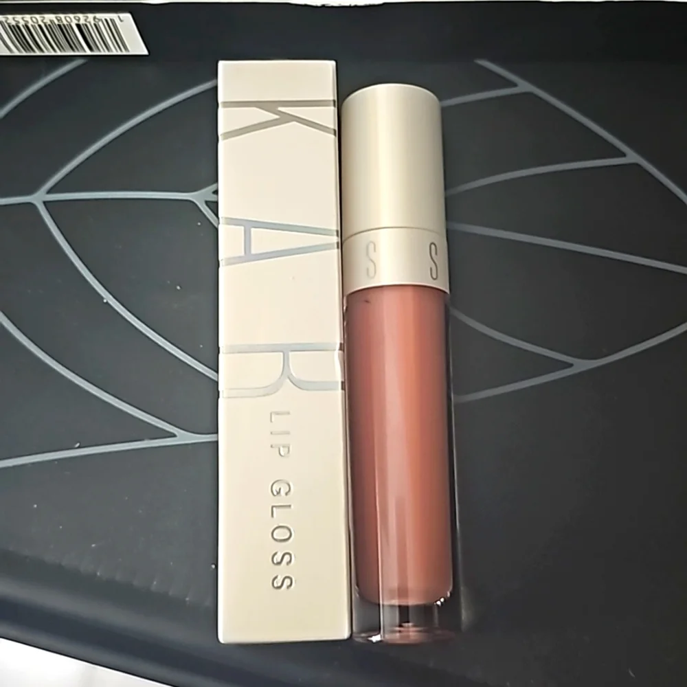 *HP* KAB Cosmetics in Shade 